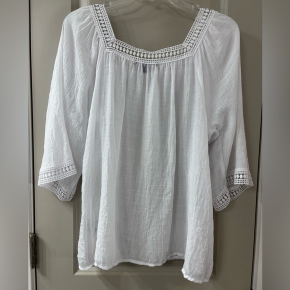 Women’s White Blouse with Square Neckline and Crocheted detailing - Picture 3 of 6